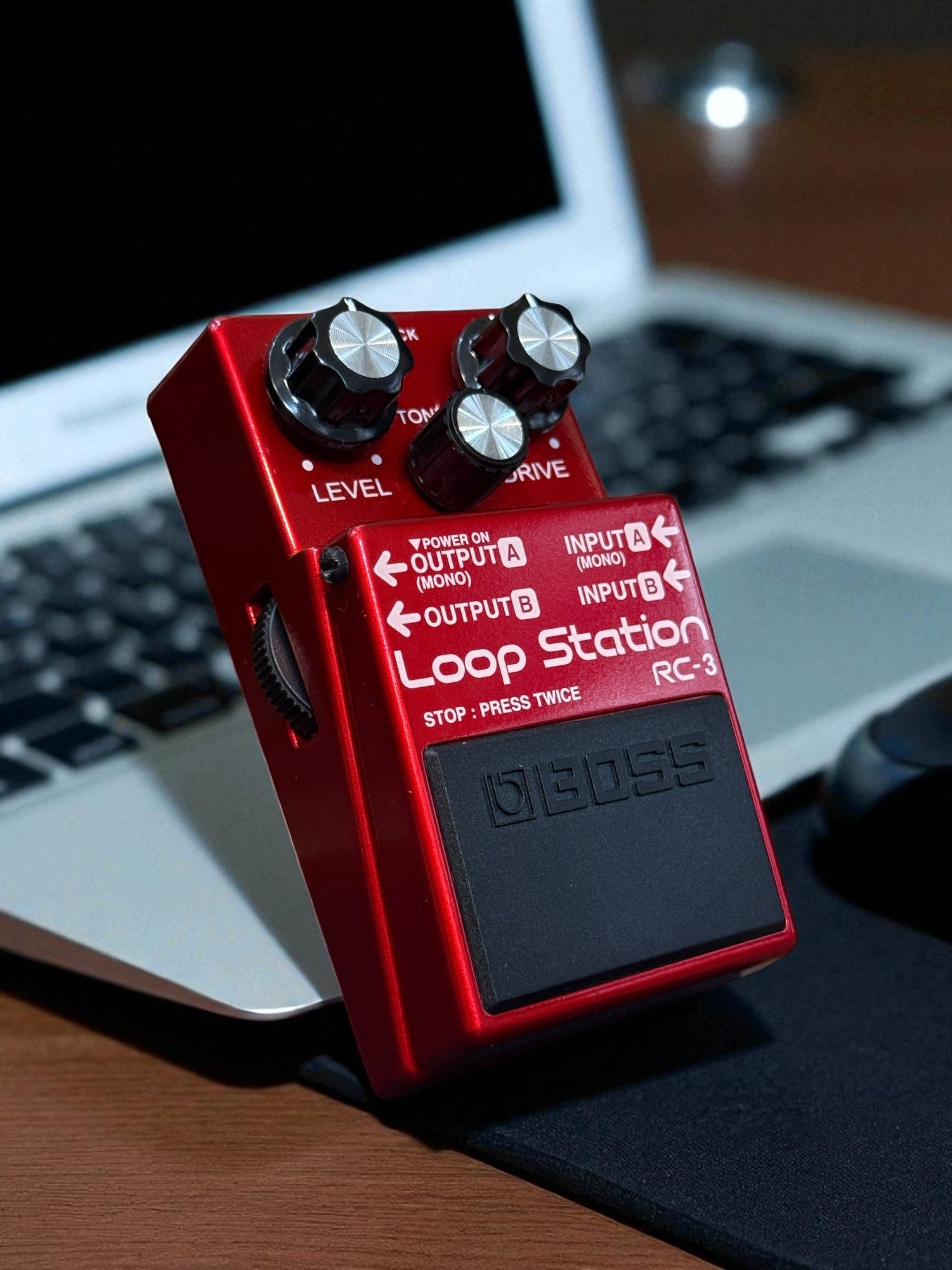 Mouse para PC/Notebook em Formato de Pedal de Guitarra BOSS RC3 - Acessório Criativo para Músicos e Estúdios (Modelos Sem Fio e Com Fio)